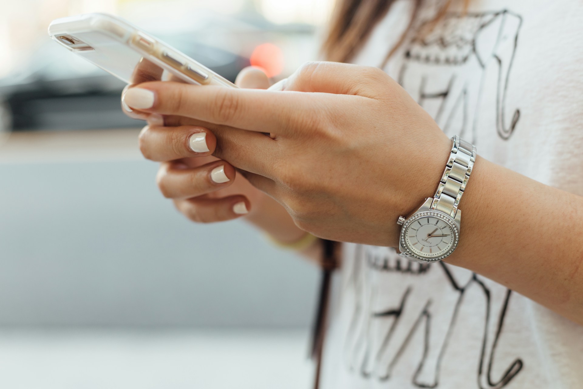 10 saker otrogna gör i mobilen